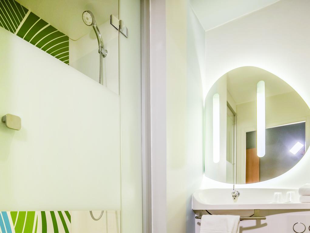 Ibis Budget Porte De Camargue Saint-Martin-de-Crau Eksteriør bilde