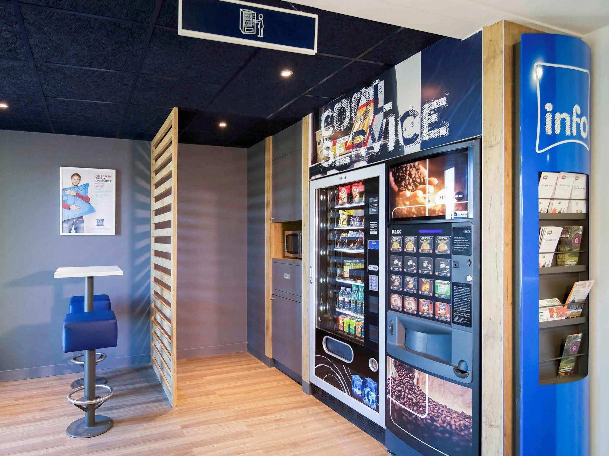 Ibis Budget Porte De Camargue Saint-Martin-de-Crau Eksteriør bilde